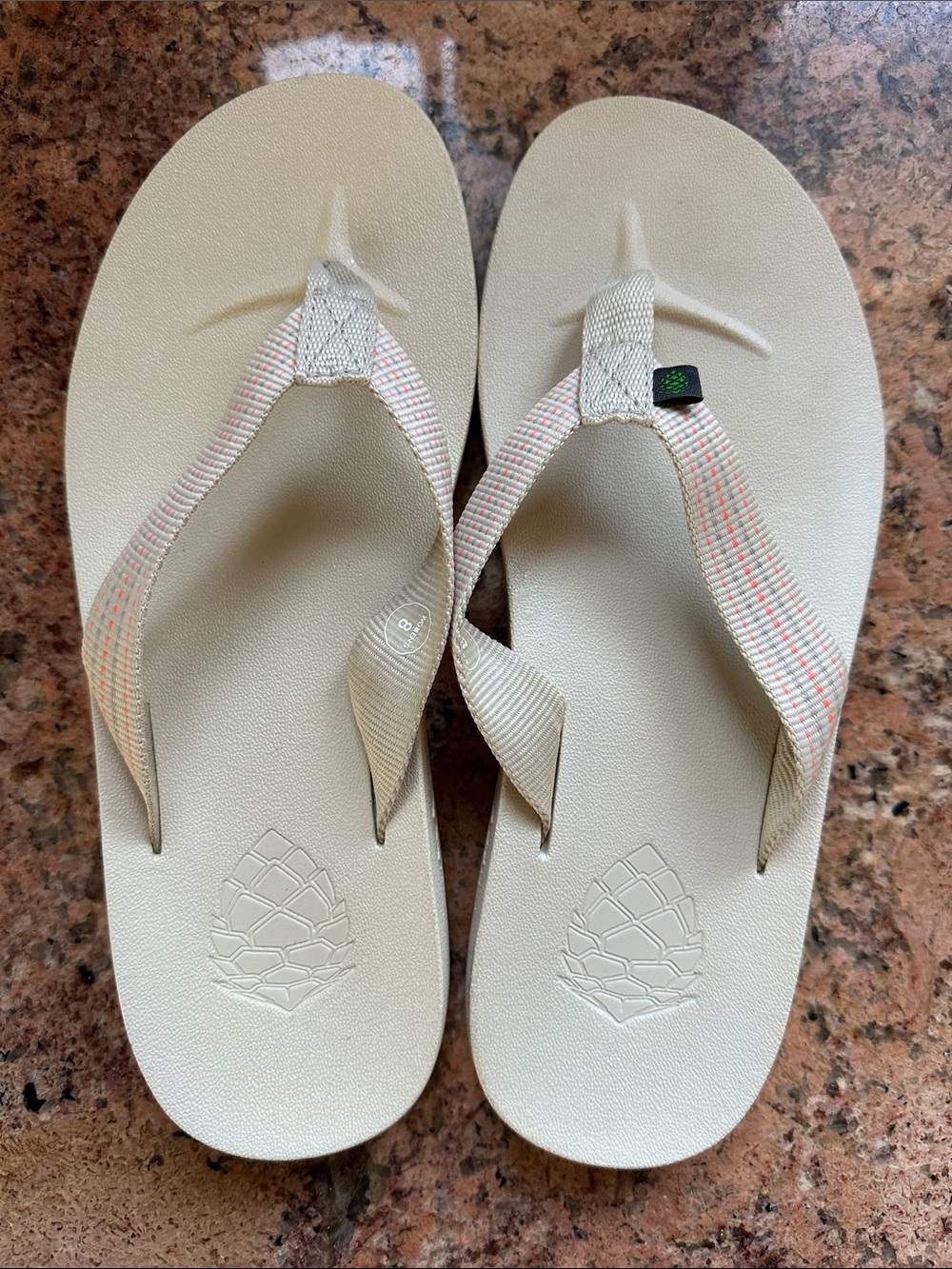 New Stio grey/beige women's flip flop sandals - cute pink & grey strap detail 8